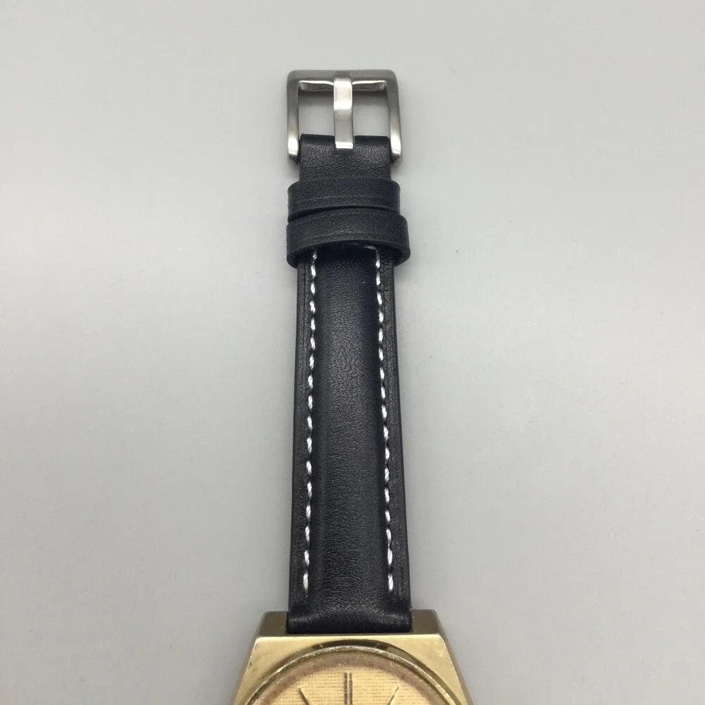 Vintage Seiko SQ 100 Mens Watch 33mm Gold Tone Day Date 6923-8010 New Battery
